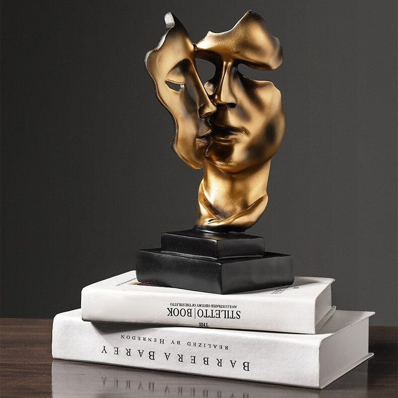 Affectionate Love Sculpture